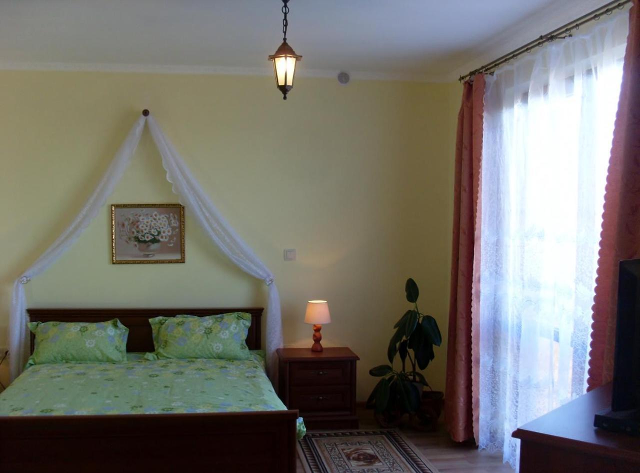 Villa Eden Delux Yanoshi Kamer foto